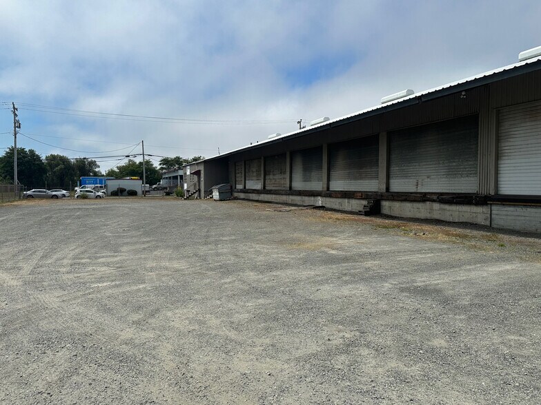 1100 W Del Norte St, Eureka, CA à louer - Photo du bâtiment - Image 3 de 13