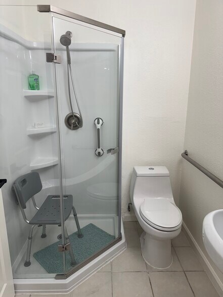 35459 Cleremont Dr, Newark, CA à vendre - Photo du bâtiment - Image 2 de 7