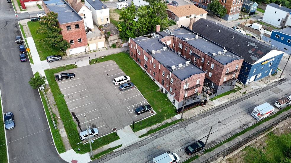 2346-2350 Boone Ave, Cincinnati, OH for sale - Building Photo - Image 2 of 35