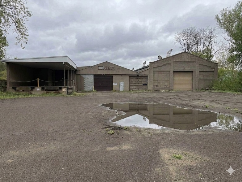 105 Woodward Hill Rd, Edwardsville, PA for sale - Building Photo - Image 3 of 8