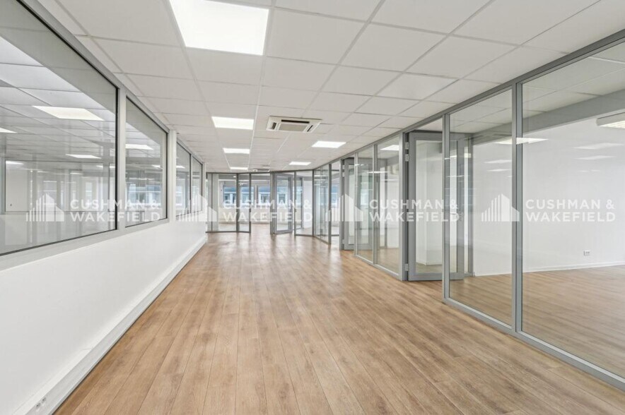 10-22 Rue D'Arras, Nanterre à louer - Photo intérieure - Image 3 de 18