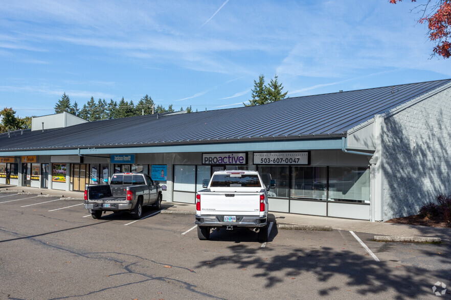 1811-1839 Molalla Ave, Oregon City, OR à louer - Photo du bâtiment - Image 3 de 6