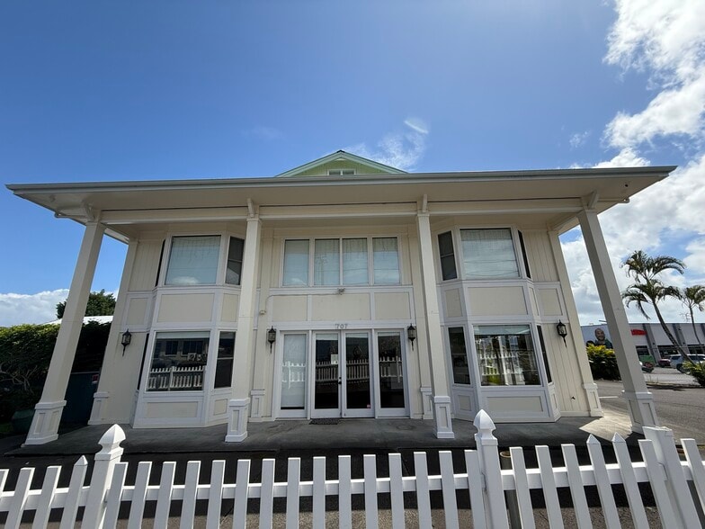 707 Kinoole St, Hilo, HI for lease - Building Photo - Image 1 of 5
