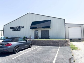Plus de détails pour 1310 N Kelly Ave, Nixa, MO - Industriel à louer