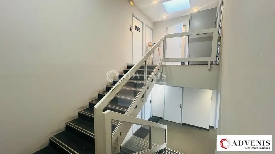 Bureau dans Bruges à louer - Photo intérieure - Image 2 de 9