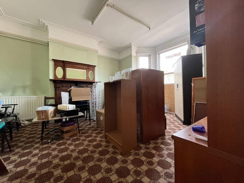 511 Canterbury St, Gillingham à vendre - Photo du bâtiment - Image 2 de 25