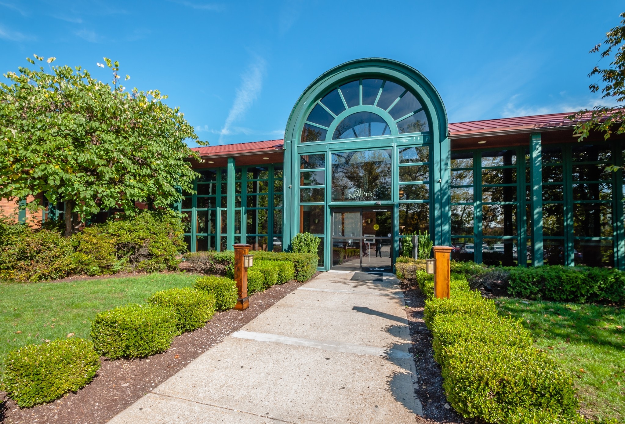 151 New Park Ave, Hartford, CT for lease Primary Photo- Image 1 of 10