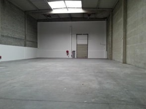 Flex in Saint-Ouen-sur-Seine for lease Building Photo- Image 2 of 2