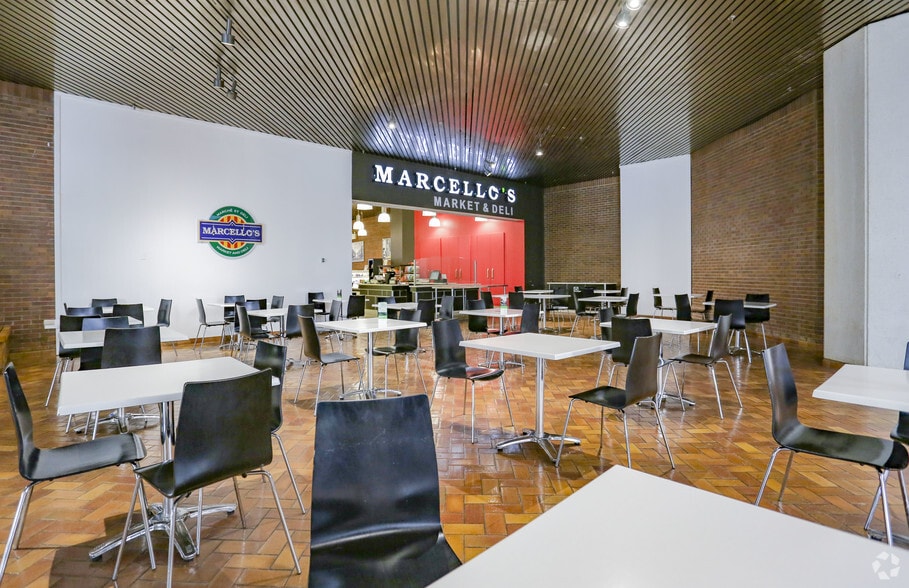 801 6th Ave SW, Calgary, AB for lease - Lobby - Image 3 of 12