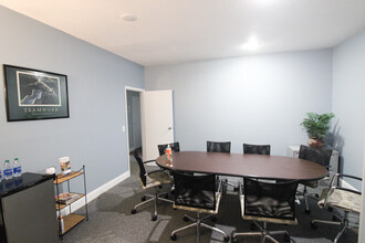 4131 University Blvd S, Jacksonville, FL for lease Interior Photo- Image 2 of 4