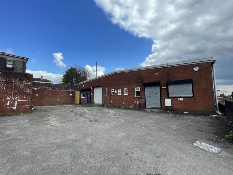 14 Garth St, Stoke On Trent for lease - Building Photo - Image 1 of 14