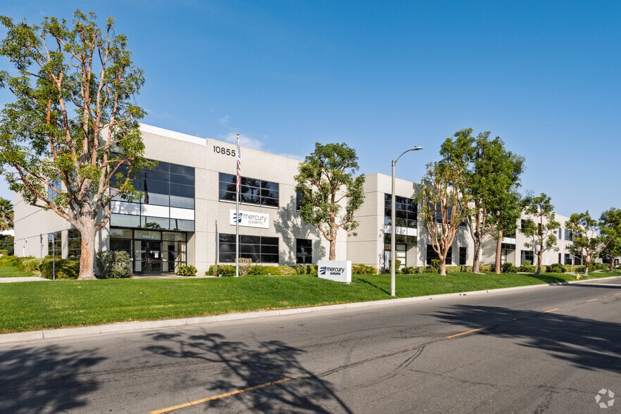 10855 Business Center Dr, Cypress, CA for lease - Building Photo - Image 2 of 6