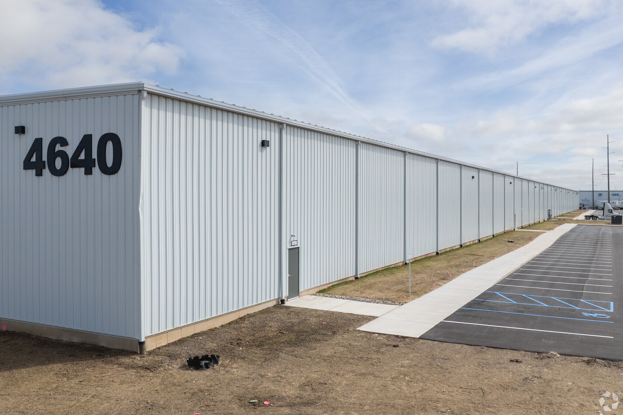 4640 60th St, Kentwood, MI à louer Photo principale- Image 1 de 13