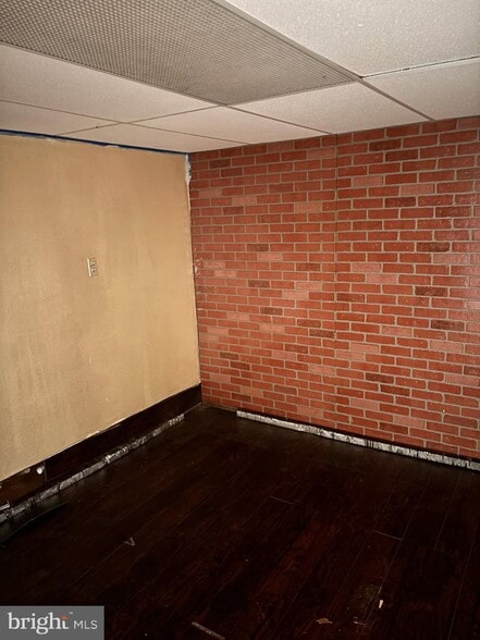 2225 Saint Paul St, Baltimore, MD for sale - Building Photo - Image 2 of 18