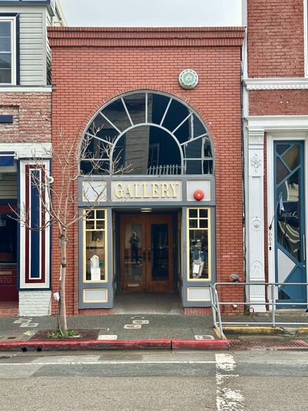 668 Bridgeway, Sausalito, CA for sale - Building Photo - Image 2 of 13