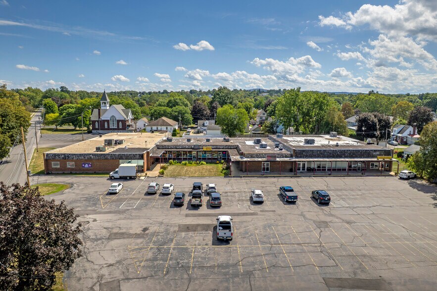 600-606 Sherrill Rd, Sherrill, NY à vendre - Photo du bâtiment - Image 1 de 50