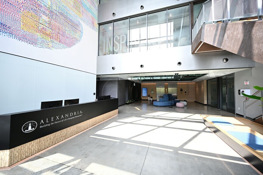 8800 Technology Forest Pl, The Woodlands, TX à louer - Photo du bâtiment - Image 2 de 39