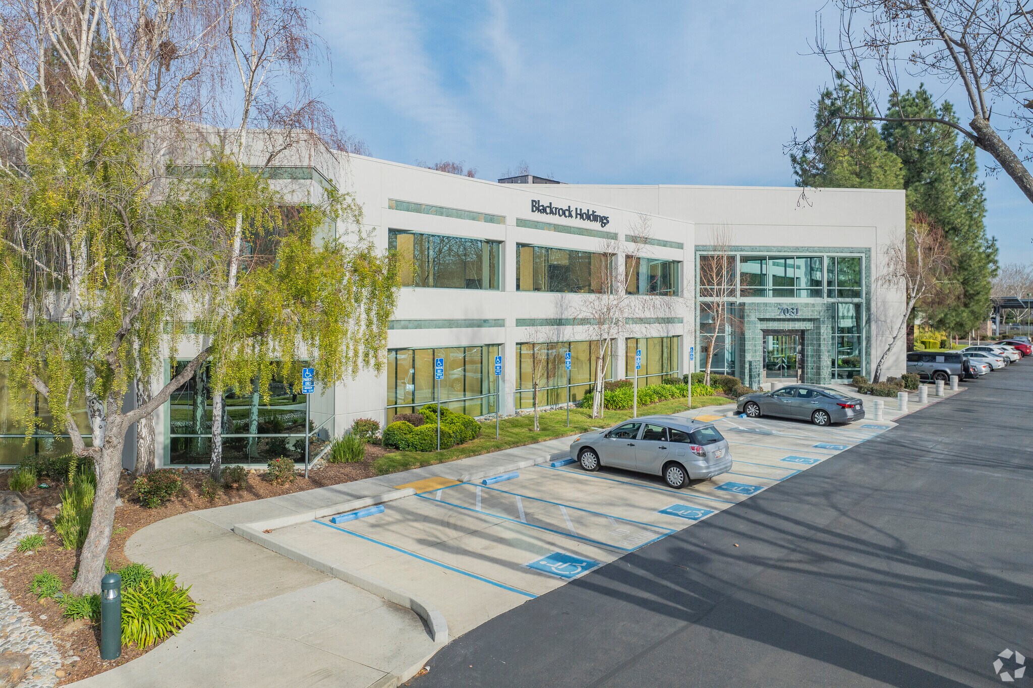 7031 Koll Center Pky, Pleasanton, CA à vendre Photo du bâtiment- Image 1 de 8