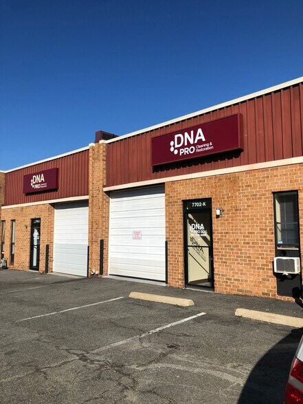 7700-7702 Backlick Rd, Springfield, VA à louer - Photo du bâtiment - Image 2 de 8