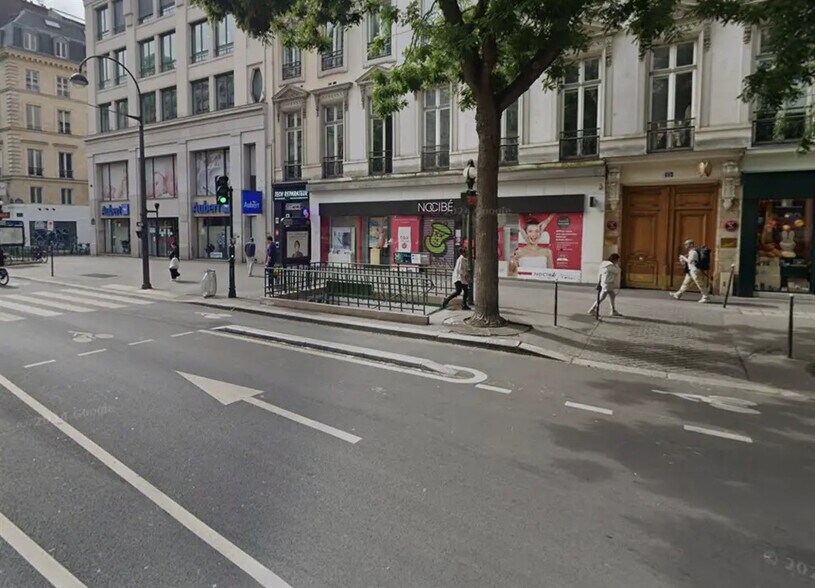 Retail in Paris for lease - Building Photo - Image 3 of 3