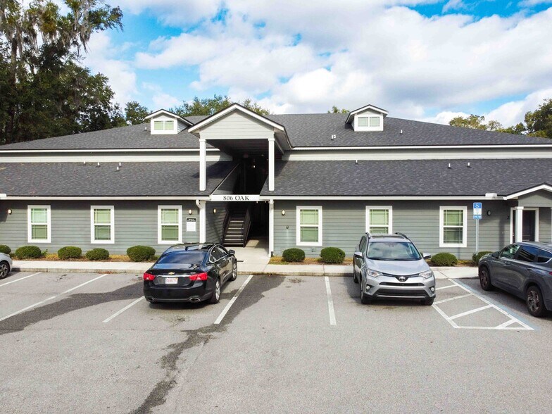 806 Oak St, Green Cove Springs, FL à vendre - Photo du bâtiment - Image 3 de 19