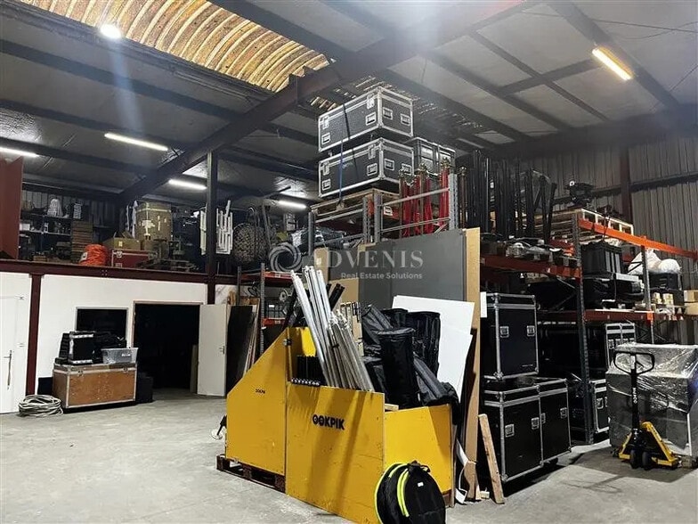 Flex in Illkirch-Graffenstaden for lease - Interior Photo - Image 2 of 7