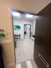 5190 NW 167th St, Miami Lakes, FL à louer Photo intérieure- Image 1 de 8