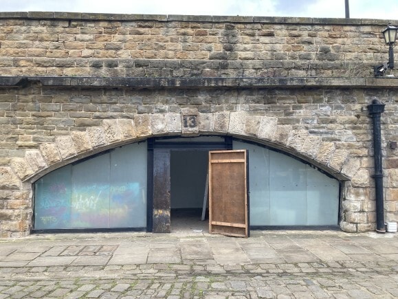 Wharf St, Sheffield à louer Photo du bâtiment- Image 1 de 3