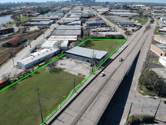 More details for 6940 Clinton Dr, Houston, TX - Industrial for Lease