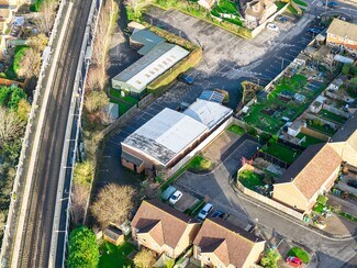 Plus de détails pour 131 Rusper Rd, Horsham - Spécialité à vendre