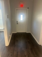 530 Highland Station Dr, Suwanee, GA à louer Photo intérieure- Image 2 de 9