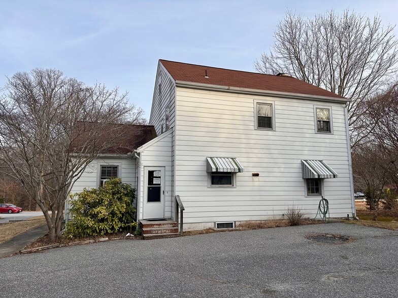 4180 Old Town Rd, Huntingtown, MD à vendre - Photo du bâtiment - Image 2 de 14