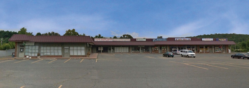 352 Hartford Tpke, Vernon, CT à louer - Photo du bâtiment - Image 3 de 12