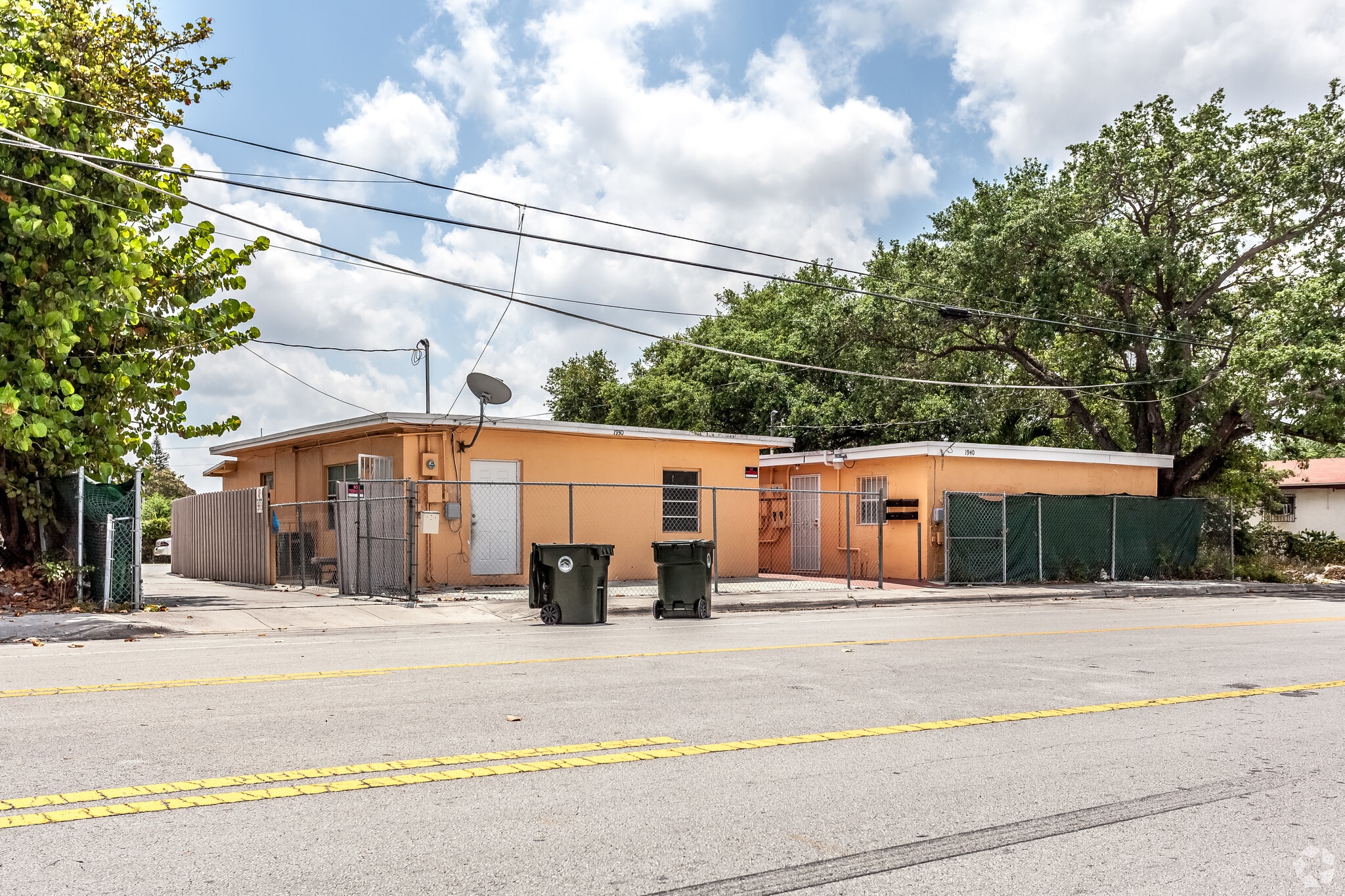1930-1940 Ali Baba Ave, Opa Locka, FL for sale Primary Photo- Image 1 of 4