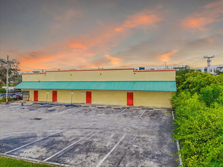 27330 S Dixie Hwy, Homestead, FL à vendre - Photo du bâtiment - Image 2 de 78