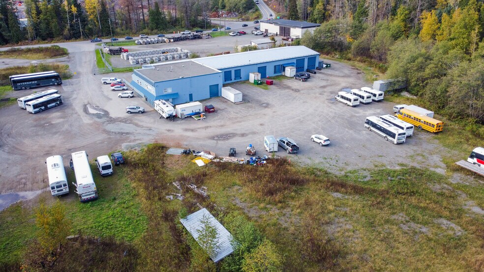 5130 Park Av, Terrace, BC à vendre - Photo du bâtiment - Image 2 de 9