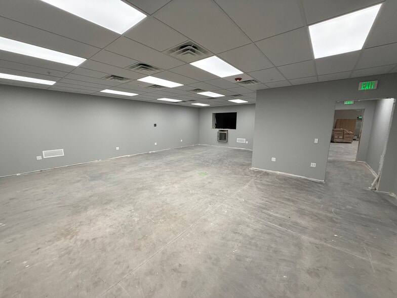 4158 Links Dr, West Valley City, UT for lease - Building Photo - Image 3 of 24
