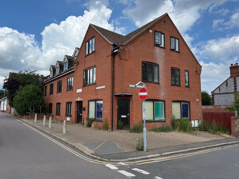 Station Approach, Sheringham à louer - Photo du bâtiment - Image 1 de 3