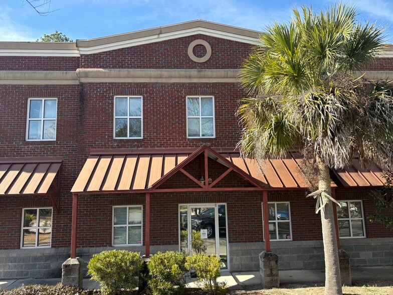 2612 Larch Ln, Mount Pleasant, SC for lease - Building Photo - Image 2 of 44