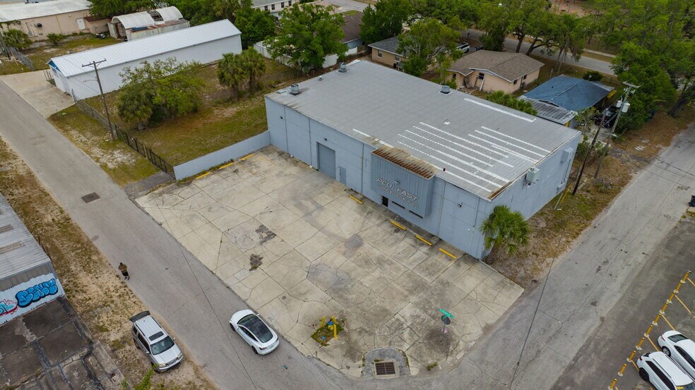 1001 E Skagway Ave, Tampa, FL à louer - Photo du bâtiment - Image 3 de 43