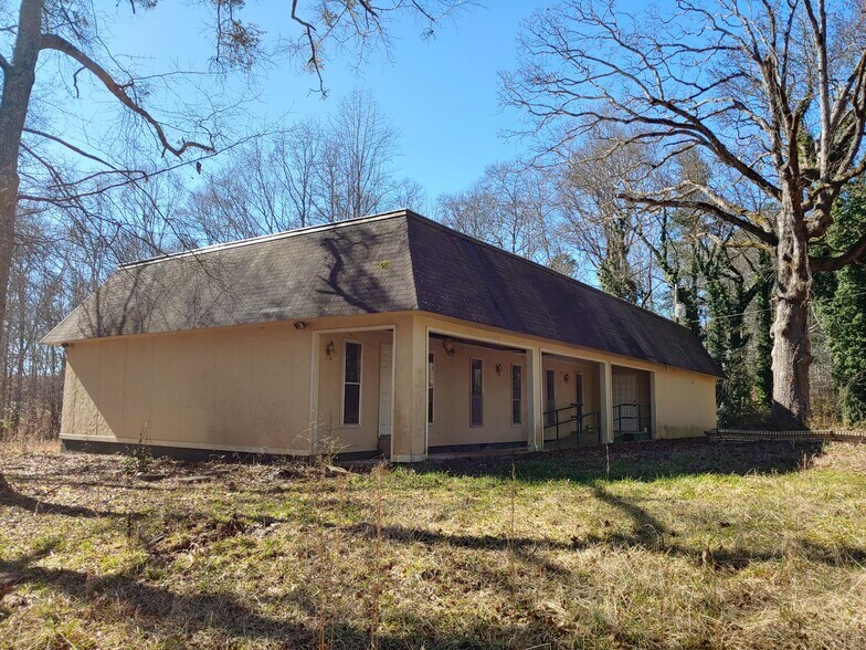 270 South St, Woodruff, SC à louer - Photo du bâtiment - Image 2 de 13