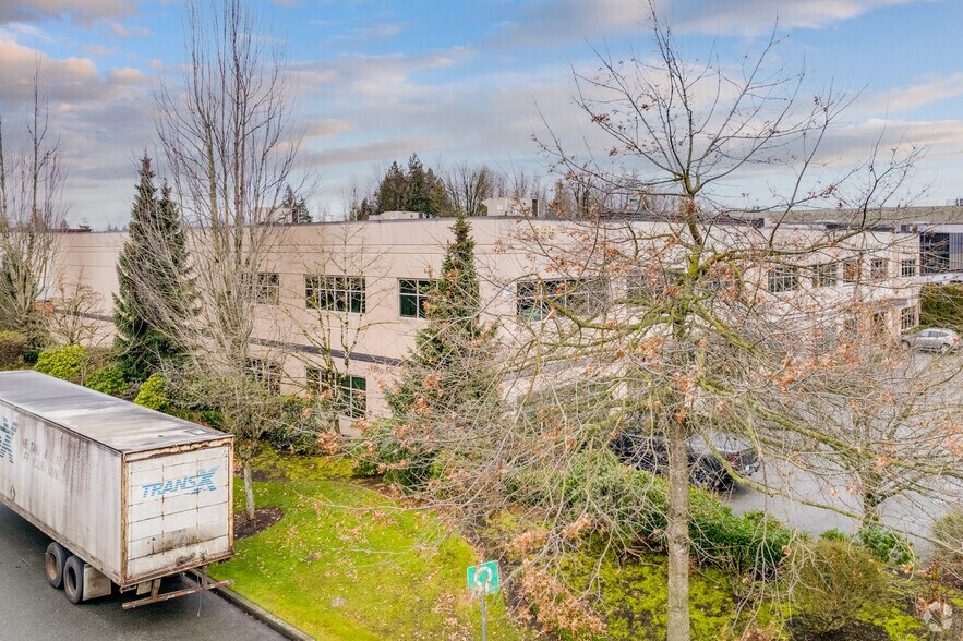 27355 Gloucester Way, Langley Twp, BC à vendre - Photo du bâtiment - Image 3 de 5