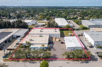 Plus de détails pour 3000 44th Ave N, Saint Petersburg, FL - Industriel à vendre