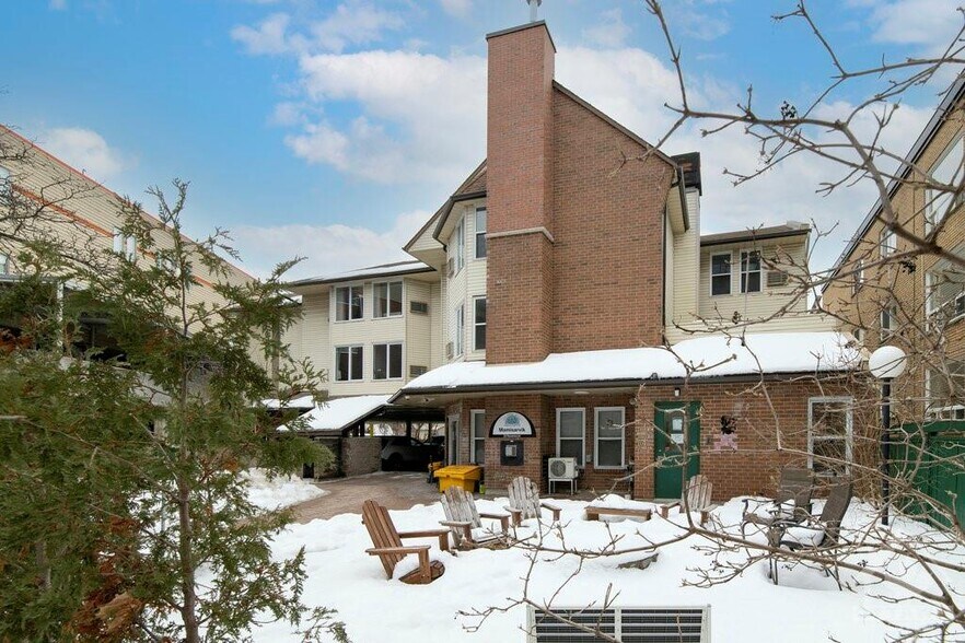 25 Rosemount Av, Ottawa, ON à vendre - Photo principale - Image 1 de 1