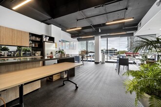 11-15 Deane St, Burwood à louer Photo intérieure- Image 2 de 8