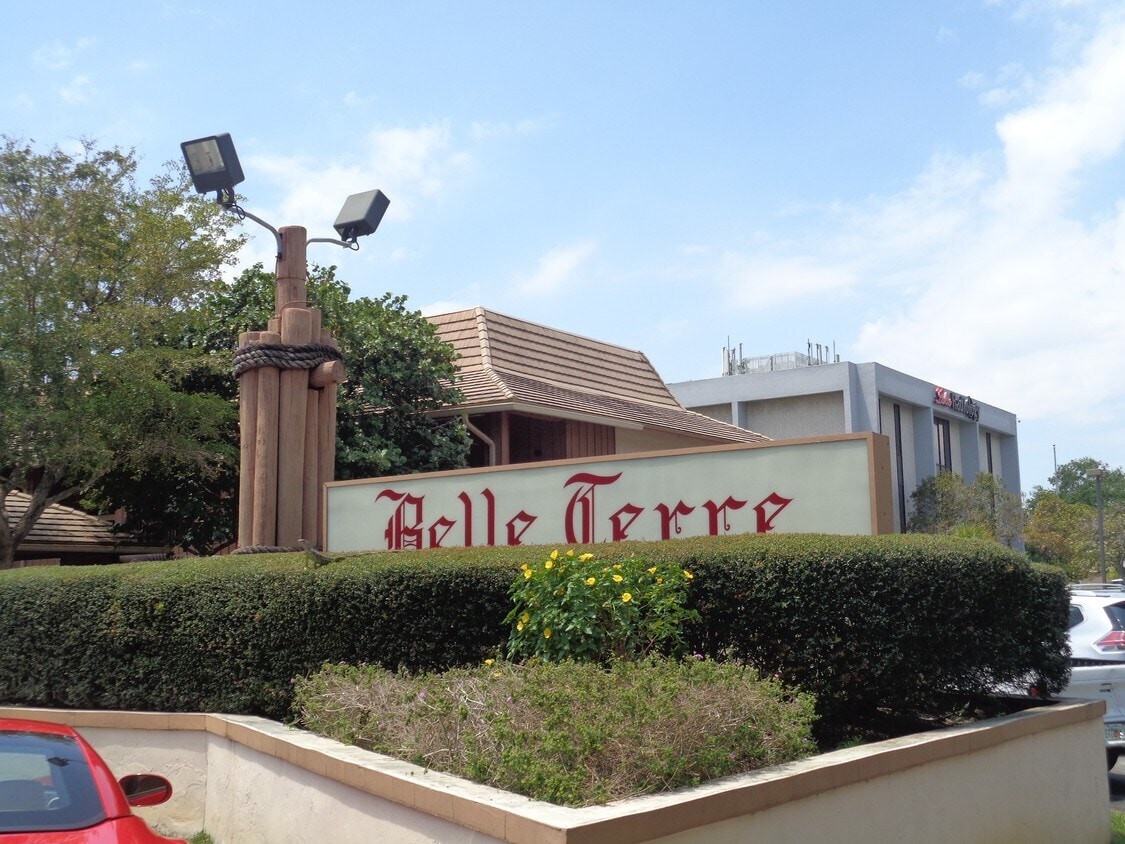 7800 W Oakland Park Blvd, Sunrise, FL for lease Interior Photo- Image 1 of 24