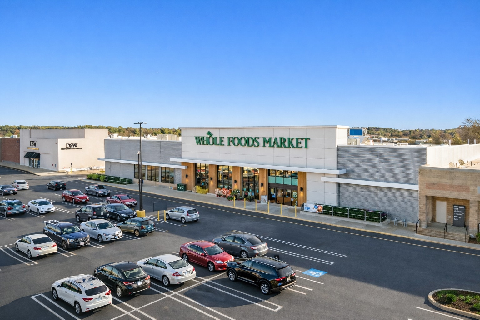 272 Daniel Webster Hwy, Nashua, NH for sale Primary Photo- Image 1 of 5