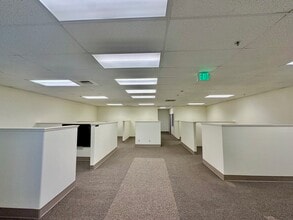 143 Spring Hill Dr, Grass Valley, CA for lease Interior Photo- Image 2 of 5
