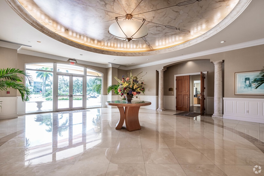 6501 Congress Ave, Boca Raton, FL à louer - Hall d’entrée - Image 2 de 8