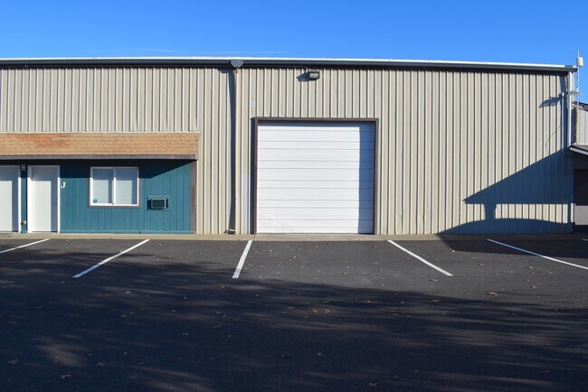 More details for 4216 W 7th Ave, Eugene, OR - Flex for Lease